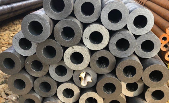 alloy steel pipe produced plant