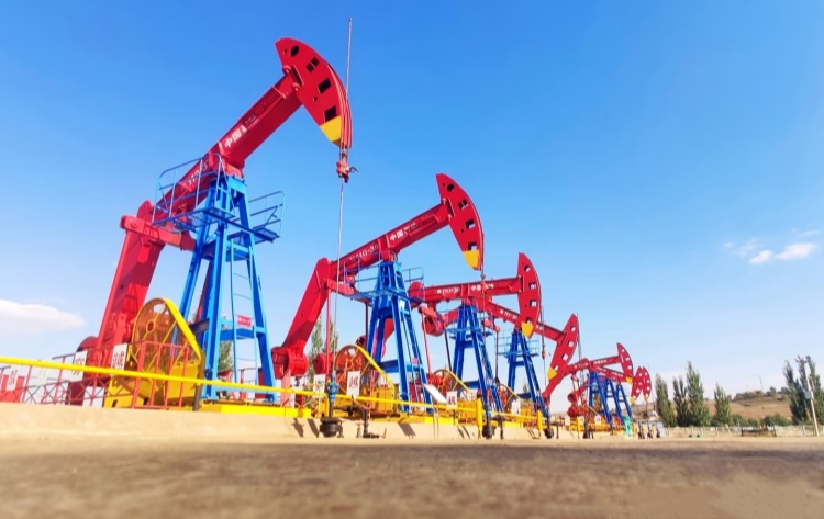 oilfield exploration working